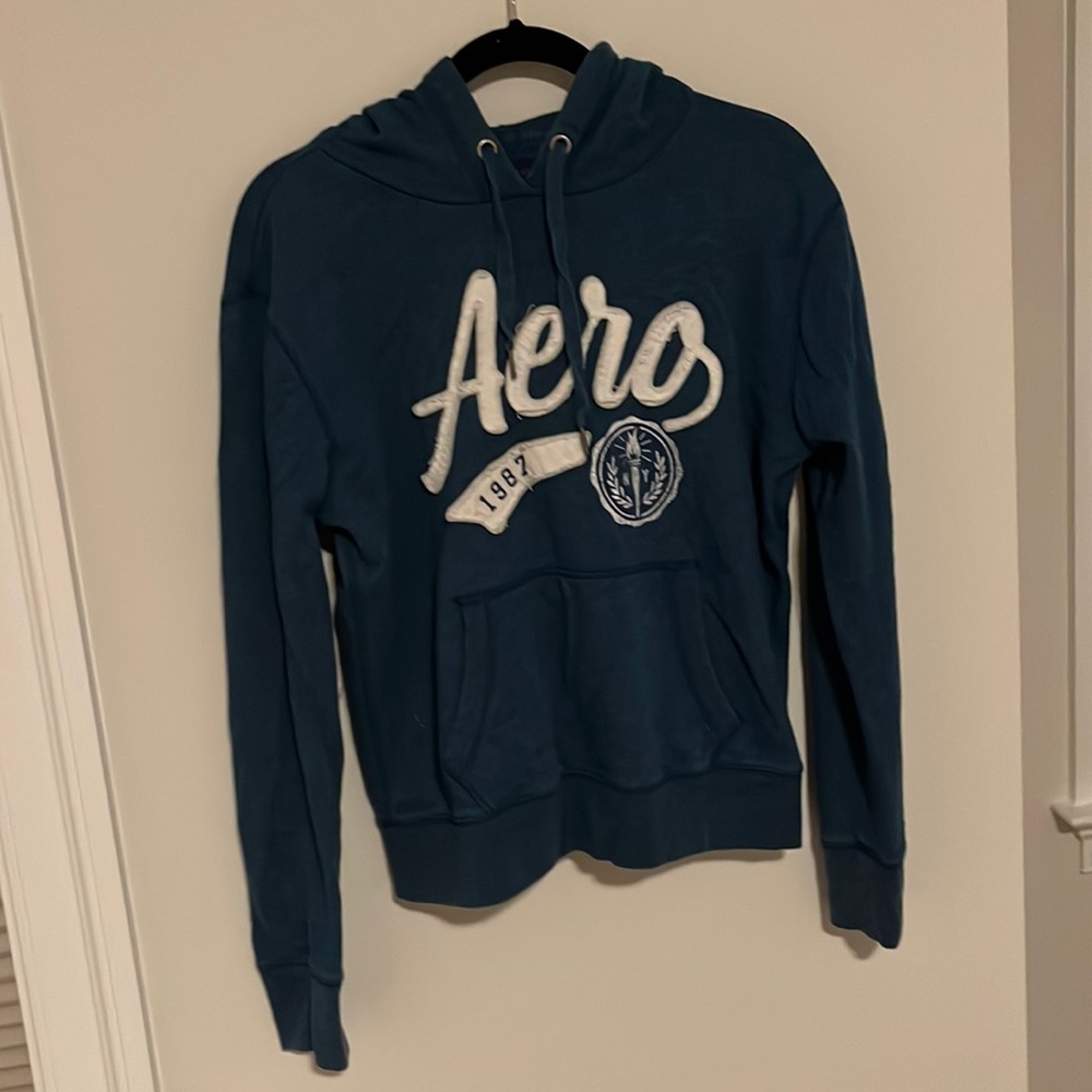 Aeropostale hoodie (large)